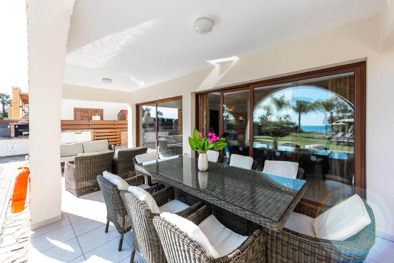 Sea Front Oceanus H2 Villa Ayia Napa Exterior foto