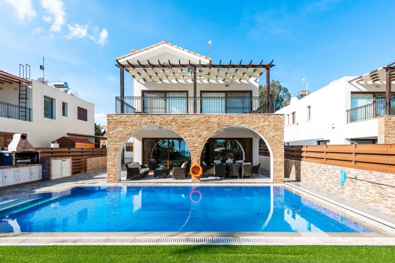 Sea Front Oceanus H2 Villa Ayia Napa Exterior foto