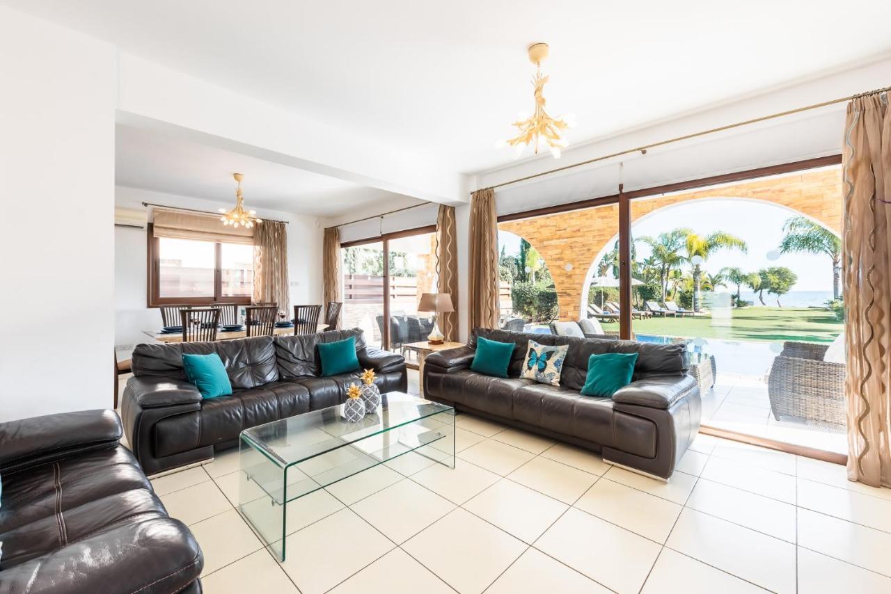 Sea Front Oceanus H2 Villa Ayia Napa Exterior foto
